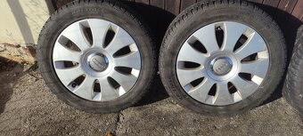 Audi alu kola - pneu zimní 6.5j x 16H2 ET 49 rozteč 5x112 - 2