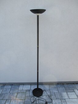 HALOGENOVÁ LAMPA ( PODLAHOVÁ ) -- VÝŠKA 181cm -- ČERNO/ZLATÁ - 2