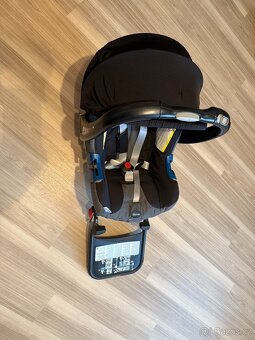 Autosedačka vajíčko Britax Römer BABY SAFE PLUS SHR II - 2