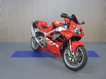 Honda VTR 1000 SP1 - 2