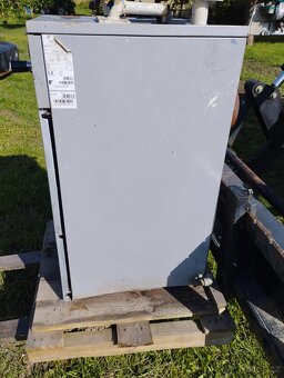 Prodám litinový kotel na dřevo a uhlí Ferroli GFN 5 - 19,4kW - 2