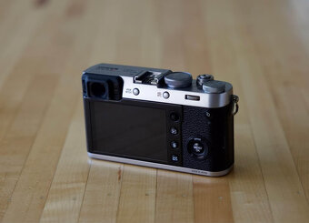 Fujifilm X100F - 2