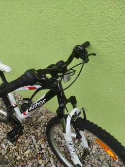 Značkové kolo Author A-MATRIX 24" (bílá/černá) - 2