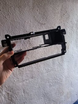 Rámeček rádio/klimatizace BMW e46 - 2