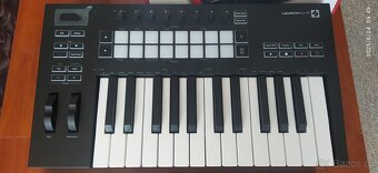 Novation, Akai, Korg - 2