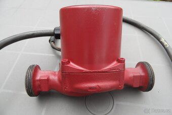 Oběhové čerpadlo Grundfos - 2