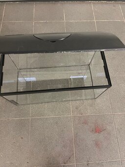 akvárium a veškerá výbava - 2