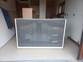 Téměř nepoužívaná. - 2