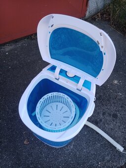 Cestovní mini pračka - 2