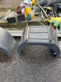 Blatníky + kšilt na Iveco Eurocargo + hydraulické čelo - 2