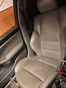 Interiér bmw e46 sedan - 2