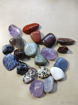 PRODÁM TROMLOVANÉ NEROSTY - 2