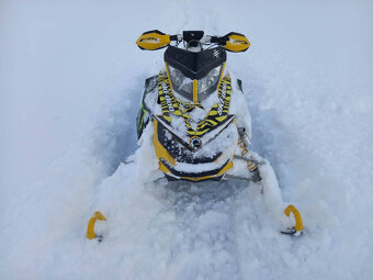 Ski-Doo RS 600 - 2