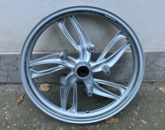 Přední kolo BMW 1200 GS - 2