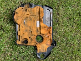 Prodám kryt motoru Renault Espace 2.2 dCi - 2