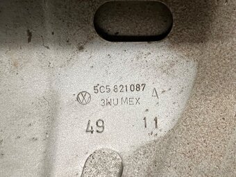 Beetle přední blatník - 2