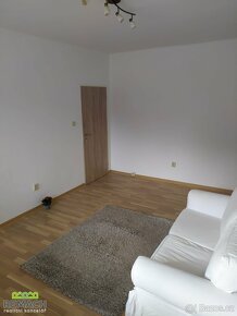 Pronájem byty 1+kk, 28 m2 - Ostrava - Poruba, ev.č. 02850 - 2