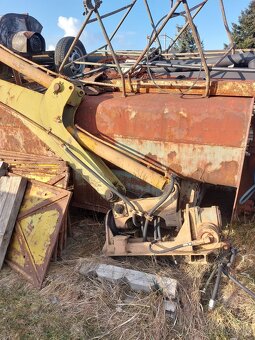 Zadní podkop na traktorbagr Ostrowek K162 Warinsky - 2