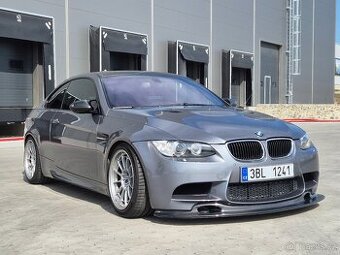 BMW M3 E92 manuál, V8 - 2