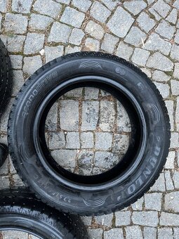 225/55 r17C 109/107H - 2
