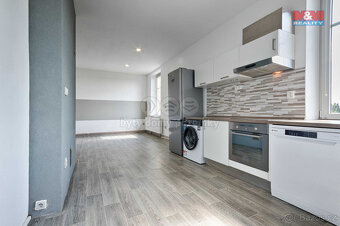 Prodej bytu 3+kk, 54 m², Nová Bystřice, ul. Nádražní - 2