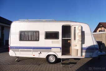 Karavan Hobby De Luxe 460 - 2
