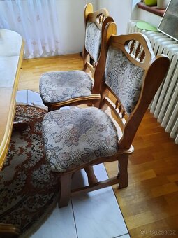 Židle a stůl - 2