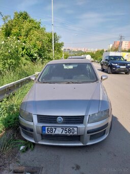 FIAT STILO - CELEK BEZ TP NA NÁHRADNÍ DÍLY - 2