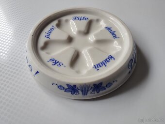 Porcelanový tacek na pivo KADDEN. - 2