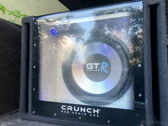 Subwoofer Crunch GTR series+ zesilovač - 2