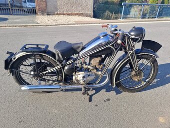 Predvalecna CZ 250 sport. Pojizdna - 2