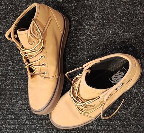 VANS - 2
