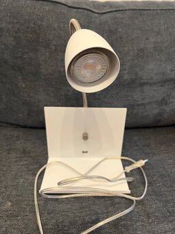 Lampička Logi s USB - 2