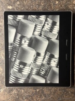 Čtečka knih Amazon Kindle Oasis 9th. gen 8 GB WiFi - 2