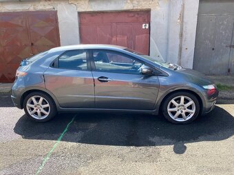 Honda civic 1.8 automat - 2