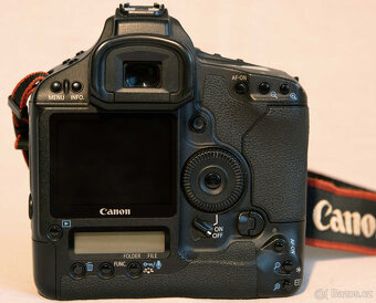 prodám tělo - CANON EOS 1Ds Mark III - 2