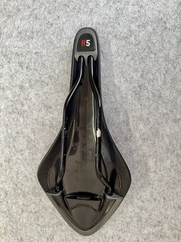 Fizik ARIONE R5 - 2