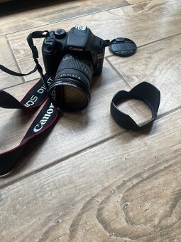 Canon EOS 550D + Sigma 17–70 mm f/2,8–4,5 Macro, 64 GB karta - 2