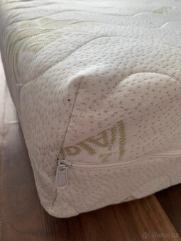 Matrace - super stav - 2