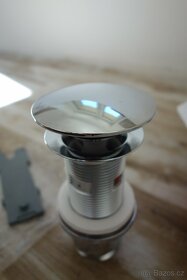 Umyvadlová výpusť Silfra 63 mm uzavíratelná click clack - 2