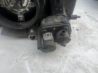 Mitsubishi L 200 - pravé přední světlo EU - 2