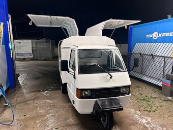 Pojízdná prodejna foodtruck piaggio ape tm - 2