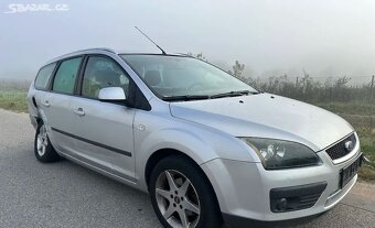 Ford Focus 1.6 TDCi 66kw combi Náhradní díly - 2