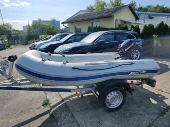 Nafukovací člun s motorem - 2