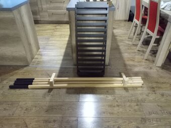 Věšák na oblečení - 2