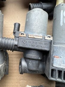 BMW E46/E83 ventil topení 8369807 - 2