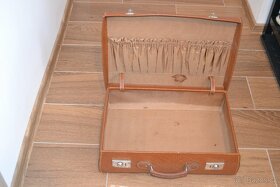 Starožitný kufr - 2