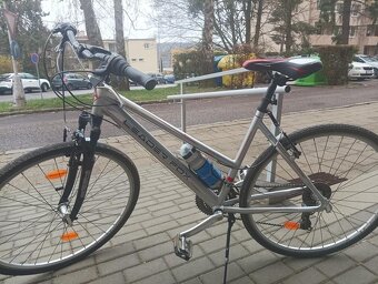 Dámské trekové kolo - 2