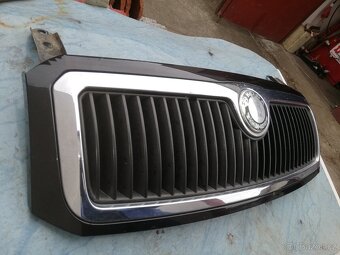 Mřížka kapoty Fabia 1 černá - 2