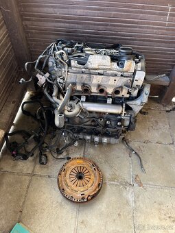 Prodám motor 2.0 TDI 103kw Common reil CBA - 2